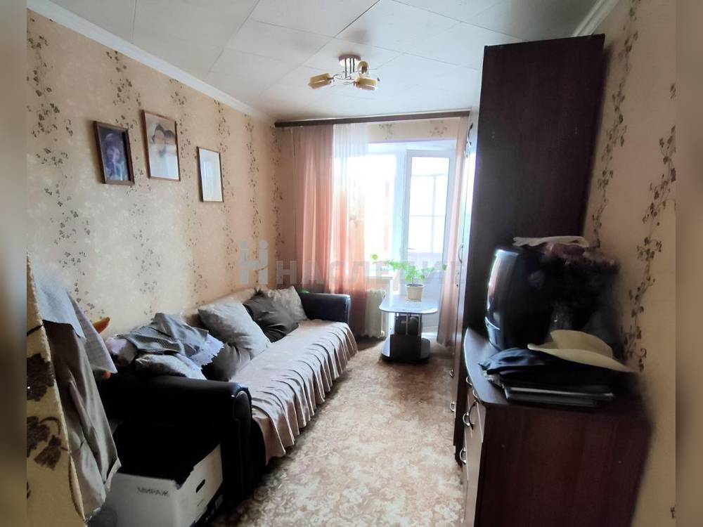 3-комнатная квартира, 65.7 м2 4/9 этаж, ЖД, ул. Энгельса - фото 1