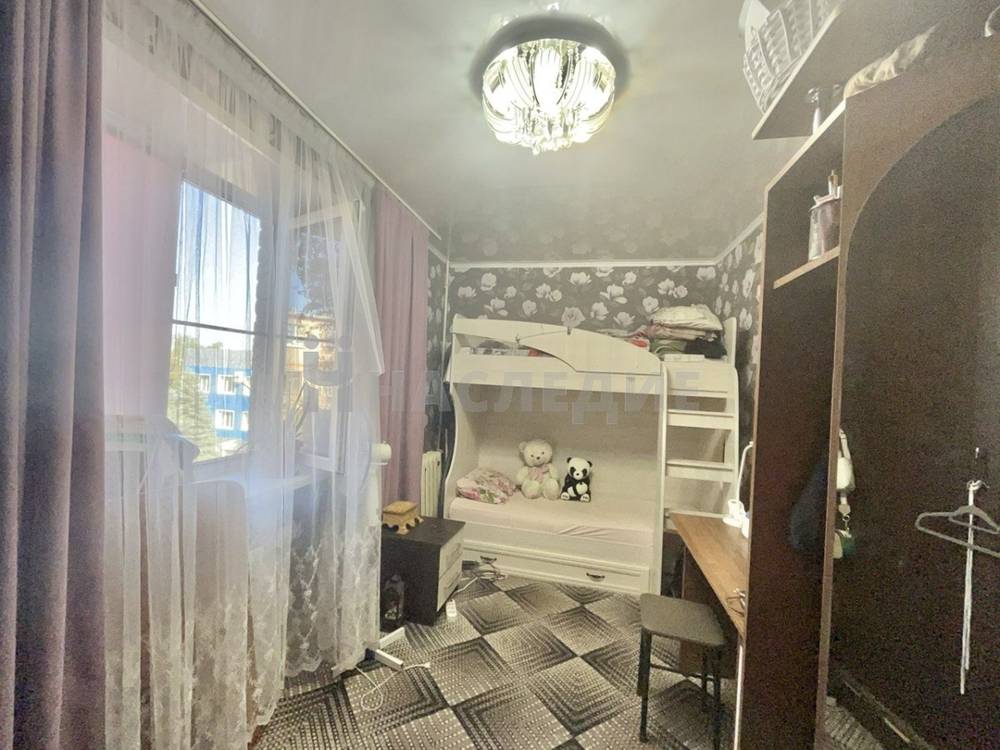 2-комнатная квартира, 40 м2 4/5 этаж, Стандартный, ул. Калинина - фото 1