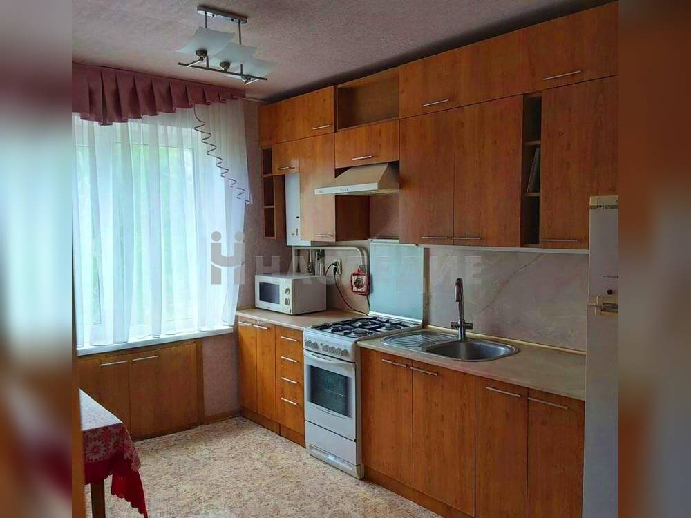 3-комнатная квартира, 62 м2 2/5 этаж, ЖД, ул. Энгельса - фото 4