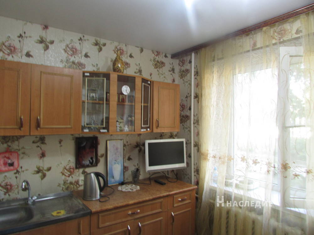 1-комнатная квартира, 12 м2 1/5 этаж, Стандартный, ул. Калинина - фото 1
