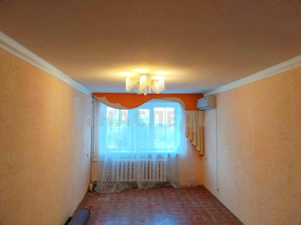 3-комнатная квартира, 58 м2 1/5 этаж, Шолоховский, ул. Железнодорожная - фото 1